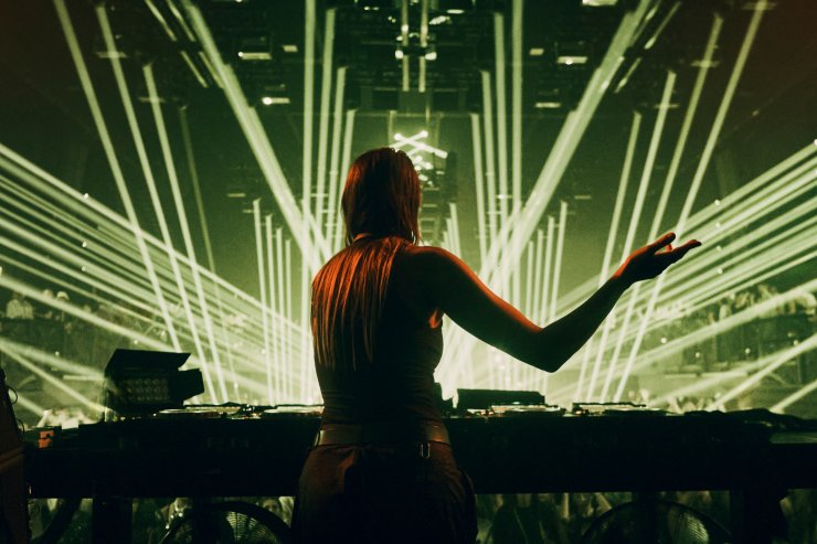 Carlotta de Witte | [UNVRS]