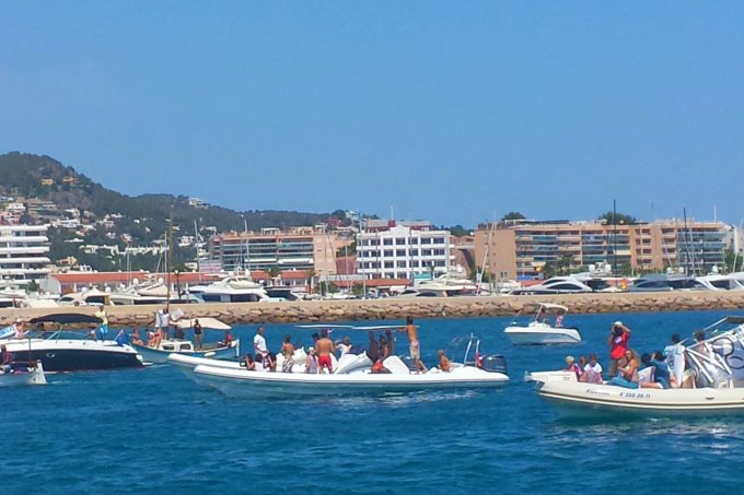 The Rainbow Warrior flotilla